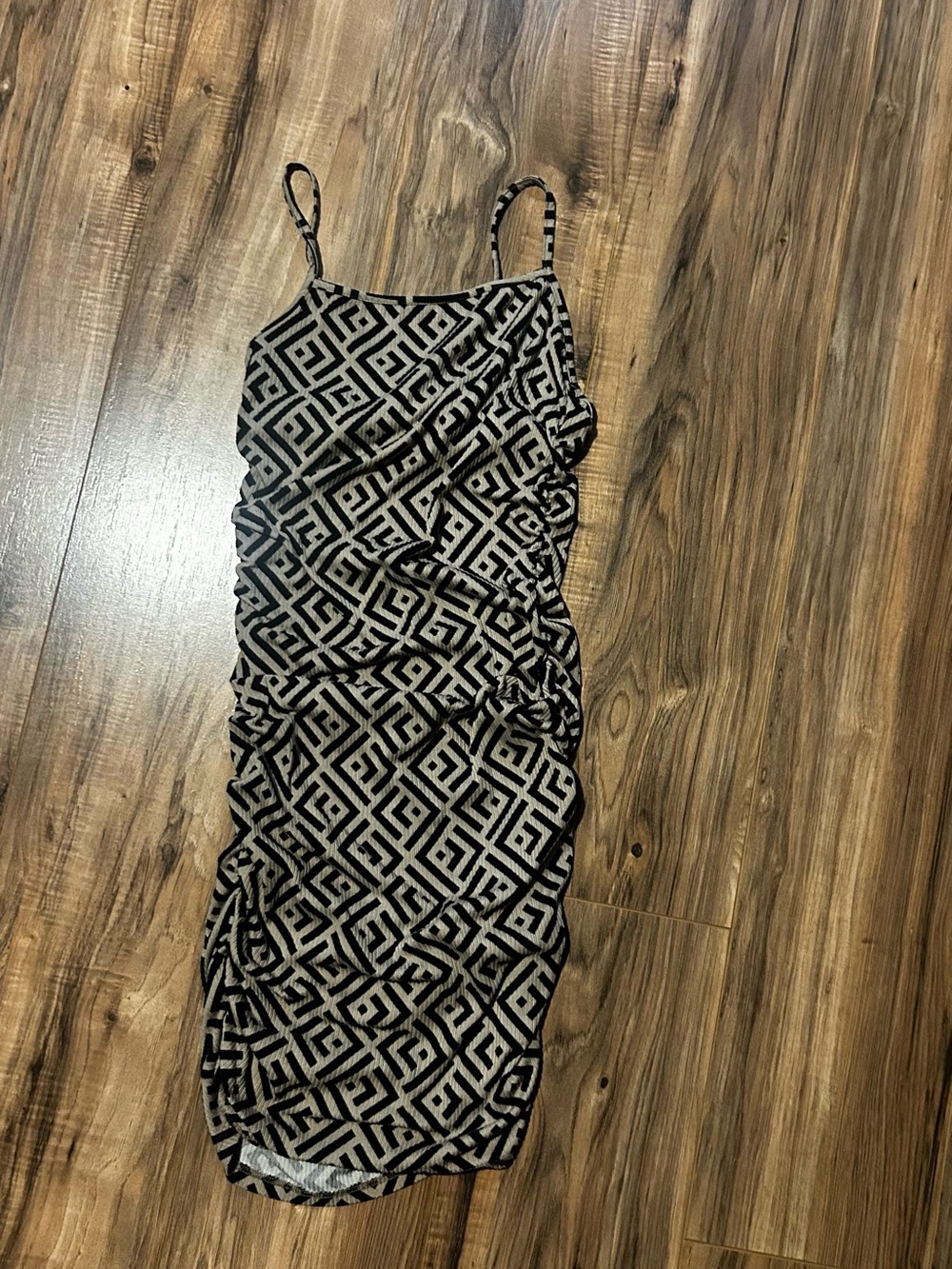 Studio  Black & Cream Geometric Ruched Midi Dress